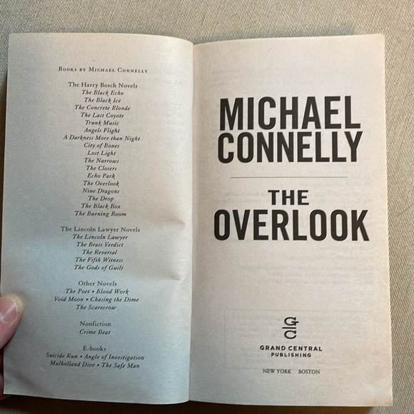 📚2/$6 The Overlook #13 in the Harry Bosch Series - Picture 7 of 12